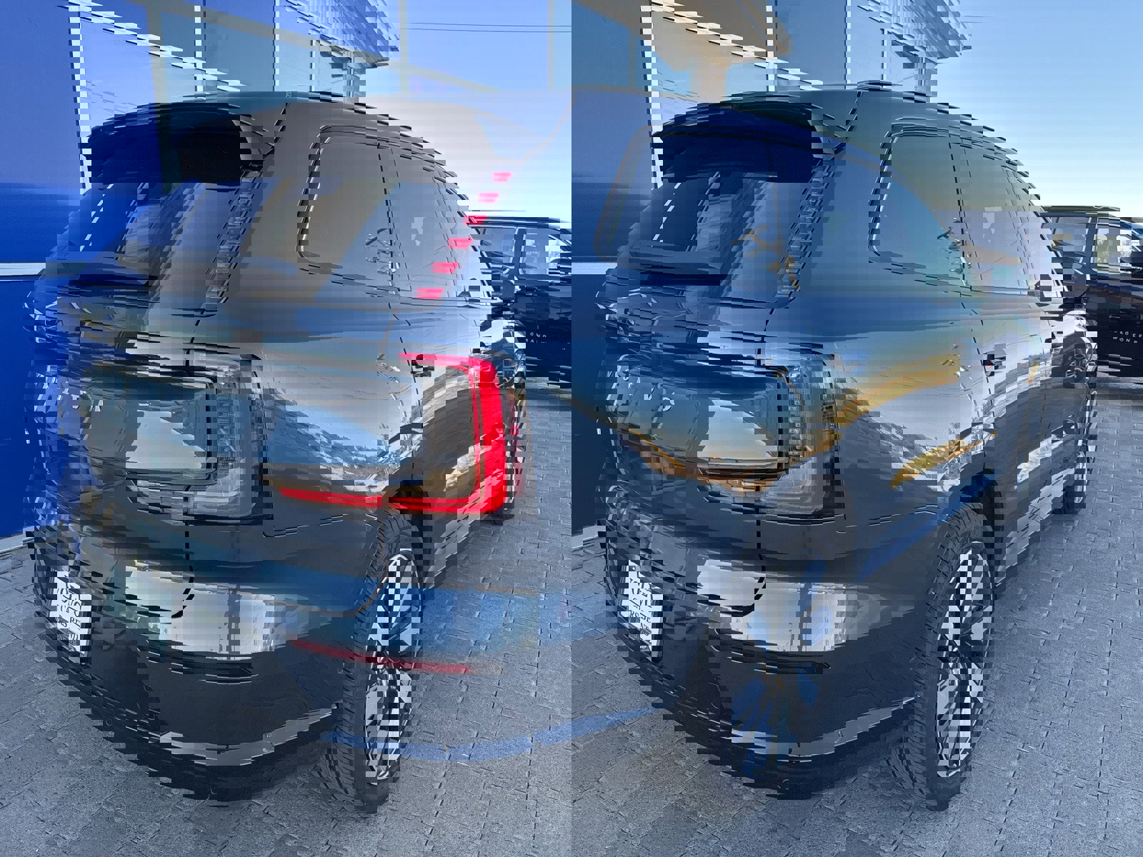 New 2025 Volvo EX90 Ultra image 4