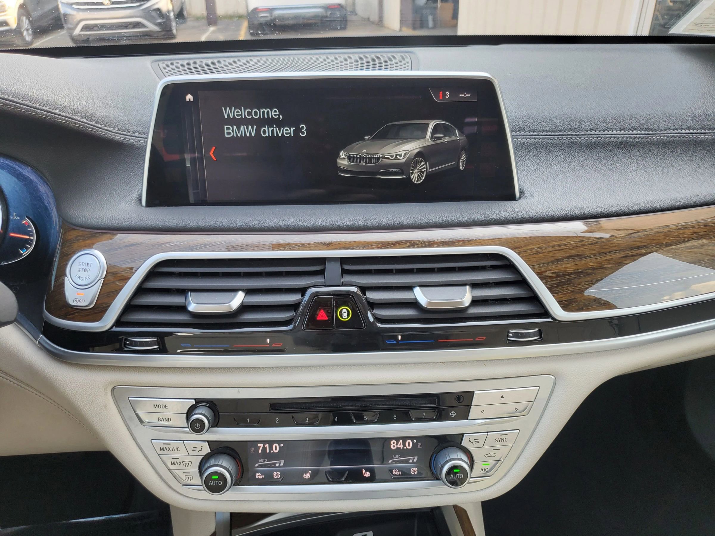 Used 2018 BMW 750i xDrive image 50