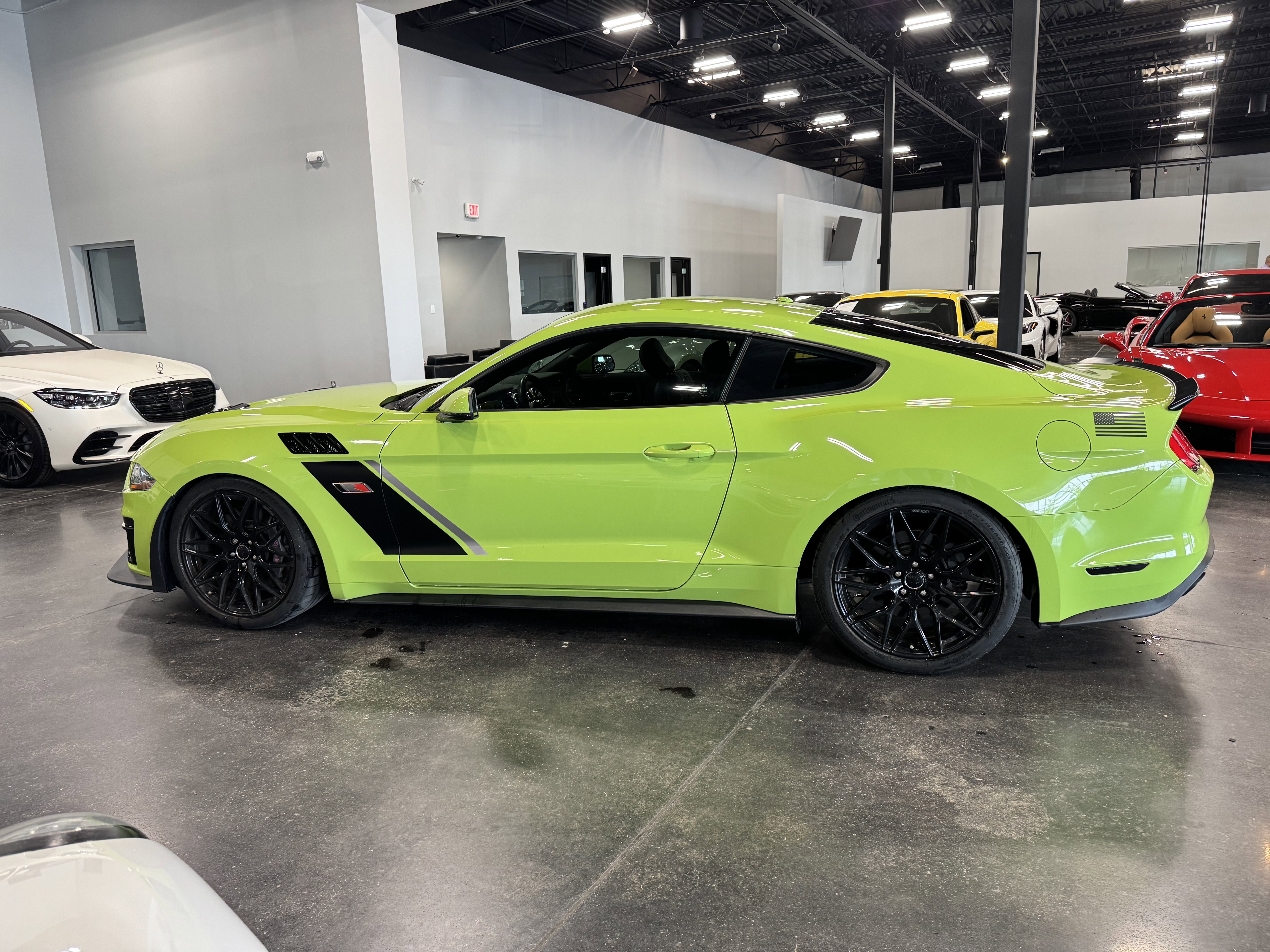 Used 2020 Ford Mustang GT Premium w/ GT Performance Package RWD image 6