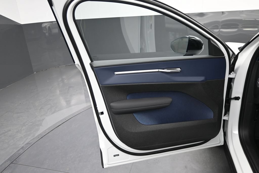 New 2026 Volvo EX30 Plus w/ Protection Package Premier AWD/4WD image 9