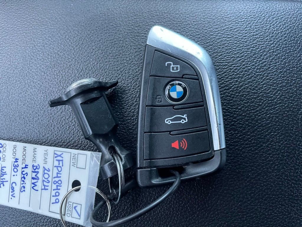 Used 2024 BMW 430i Convertible image 24