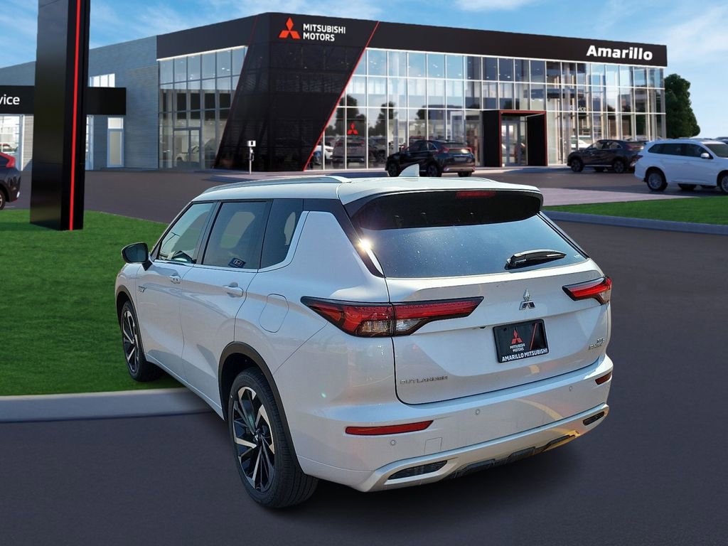 New 2025 Mitsubishi Outlander SEL image 2