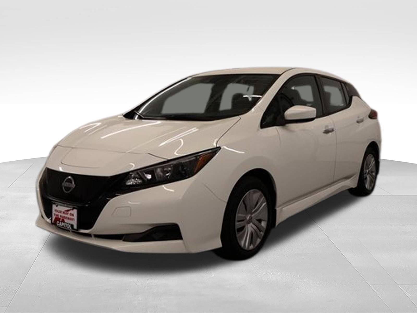 Used 2025 Nissan Leaf S FWD image 5