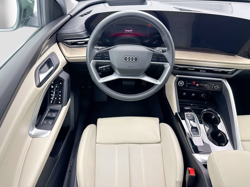 Certified 2025 Audi Q5 Premium w/ Premium Plus AWD/4WD image 10