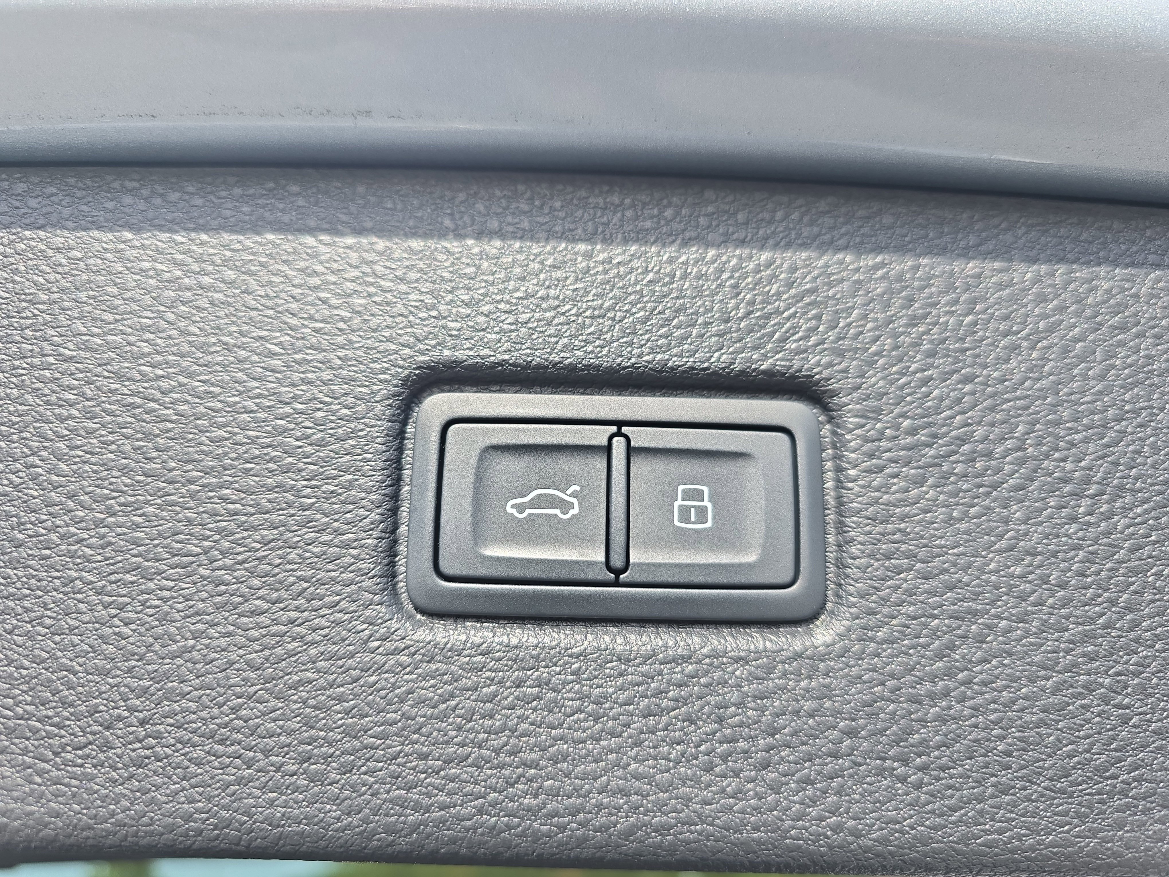 Certified 2025 Audi Q7 3.0T Prestige w/ Prestige Package image 13