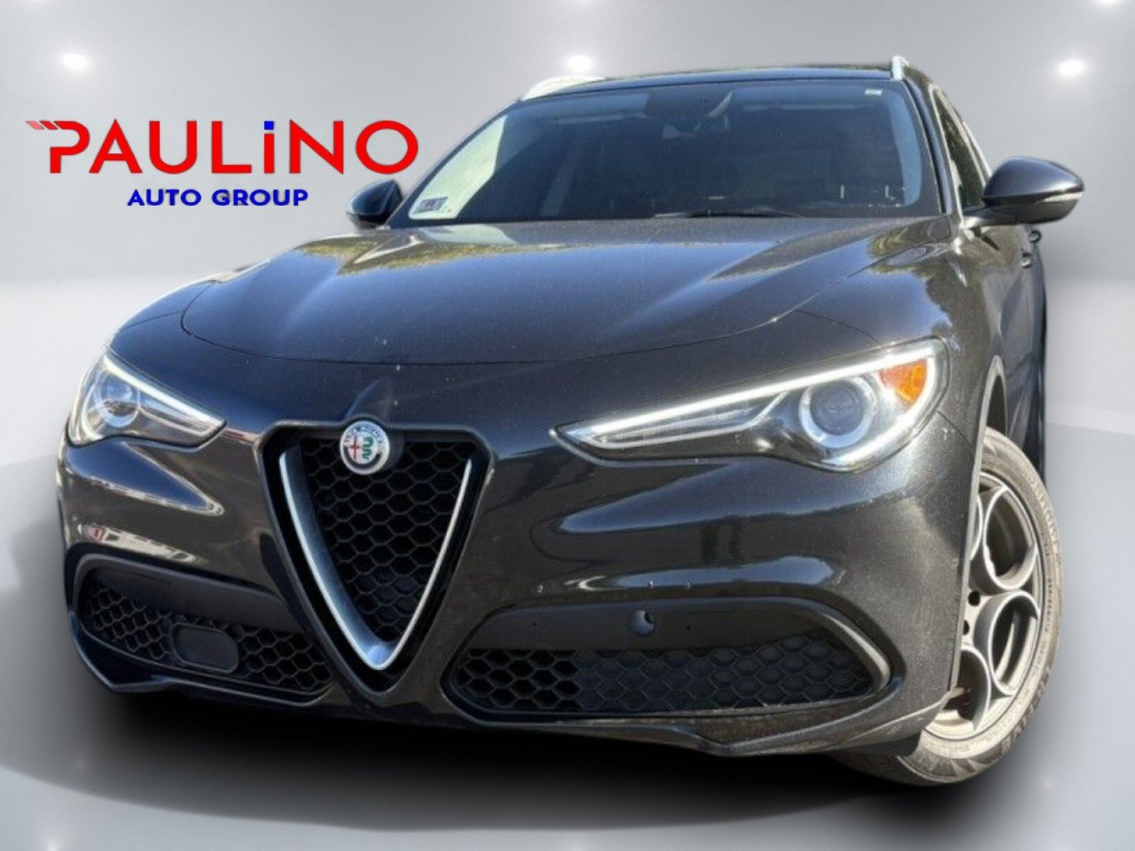 Used 2018 Alfa Romeo Stelvio AWD image 1