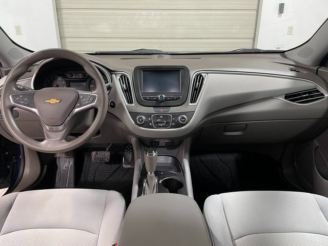 Used 2018 Chevrolet Malibu LS image 13
