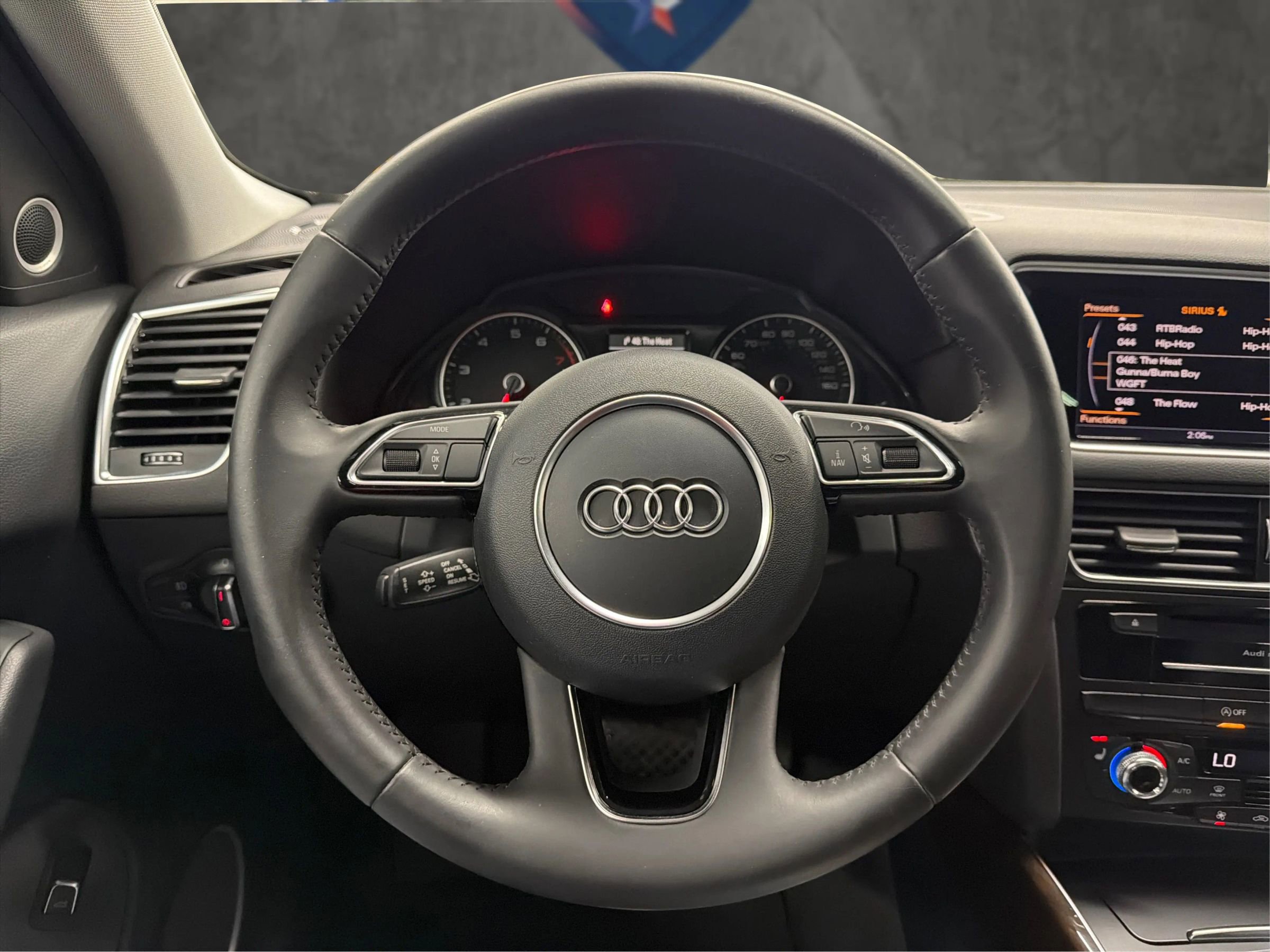 Used 2016 Audi Q5 3.0T Prestige image 39