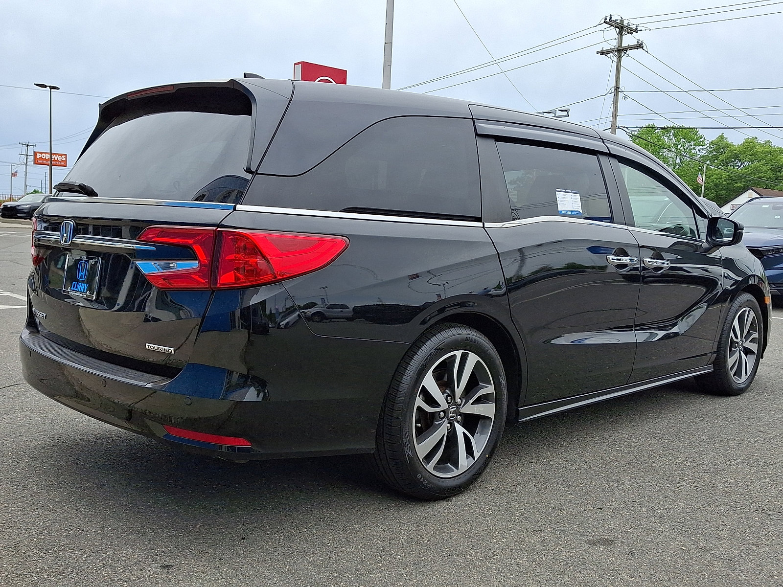 Used 2023 Honda Odyssey Touring image 4