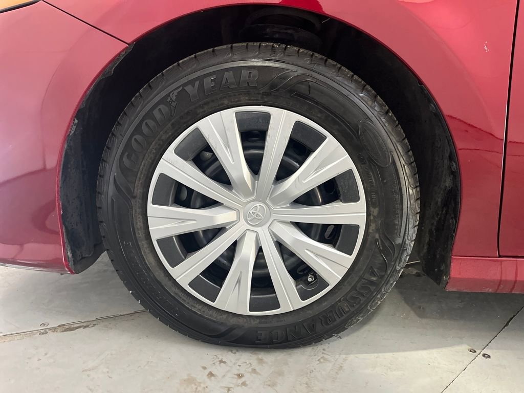 Used 2018 Toyota Camry LE w/ Protection Package (Q2) image 15