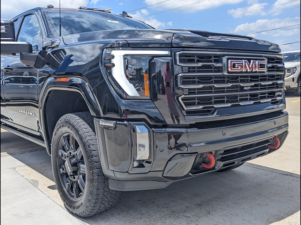 Used 2024 GMC Sierra 2500 AT4 w/ AT4 Premium Plus Package AWD/4WD image 12