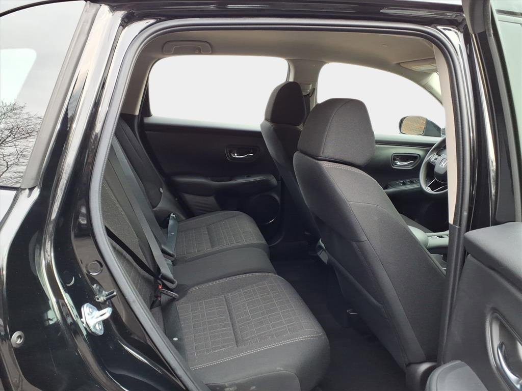 Used 2023 Honda HR-V LX image 15