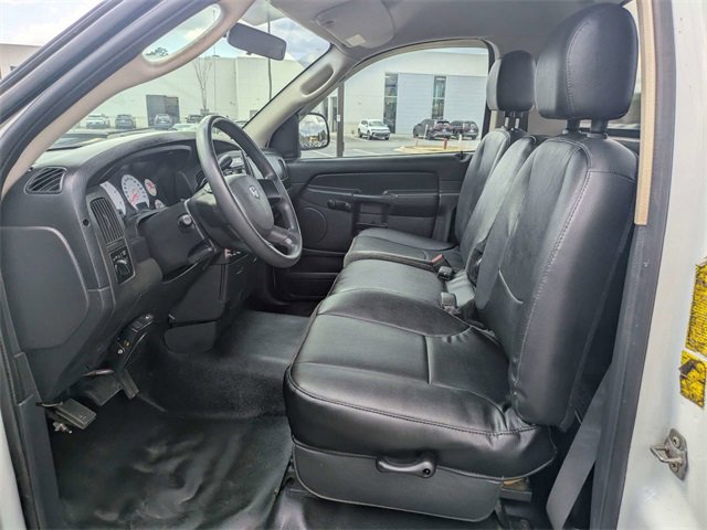 Used 2004 Dodge Ram 2500 Truck ST image 17