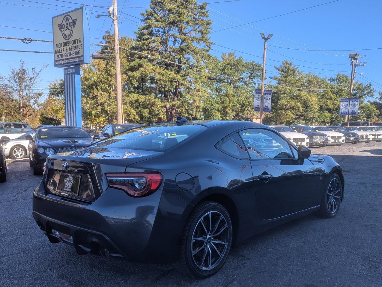 Used 2019 Toyota 86 RWD image 7