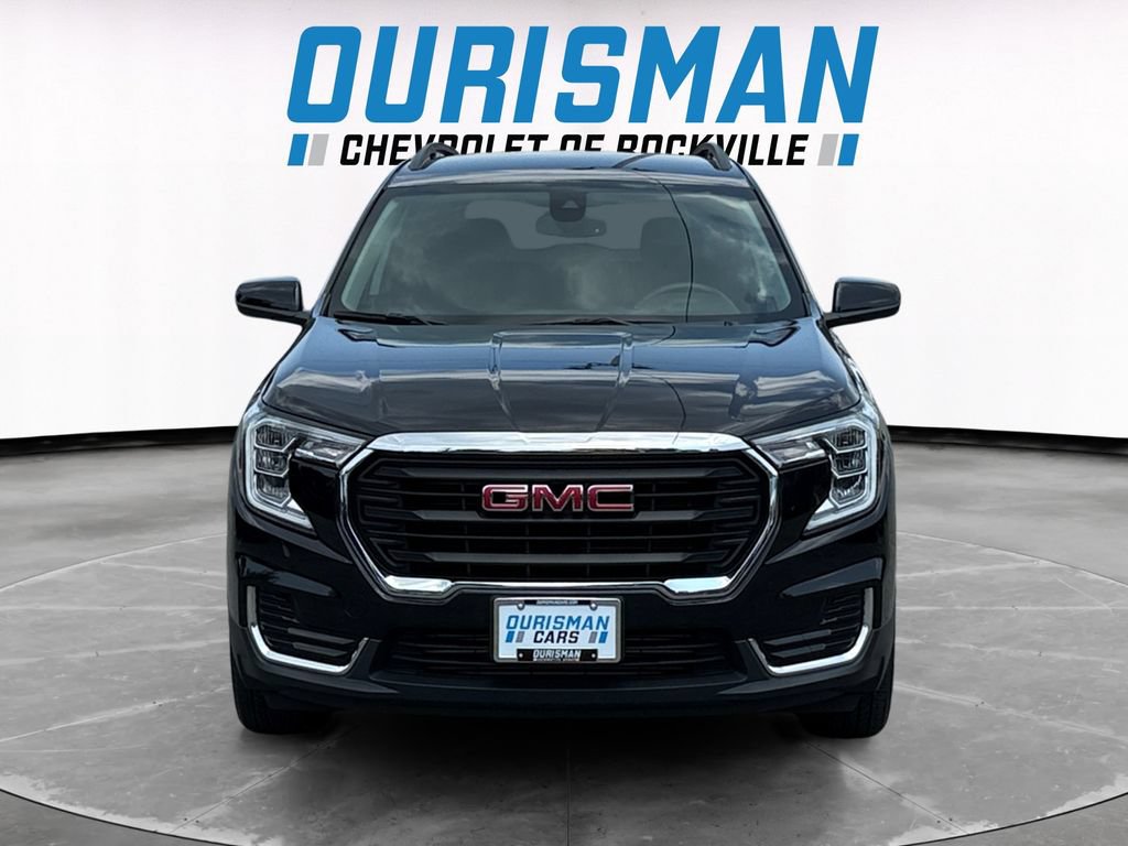 Used 2024 GMC Terrain SLE w/ Driver Convenience Package AWD/4WD image 8