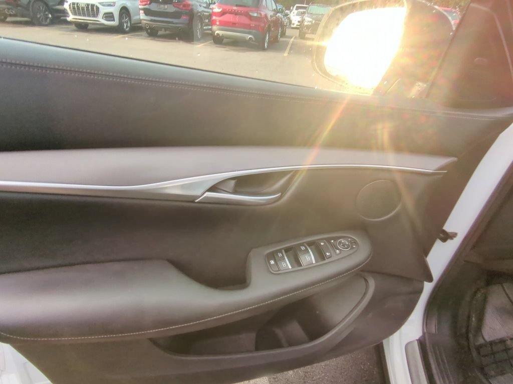 Used 2022 INFINITI QX50 Luxe AWD/4WD image 8