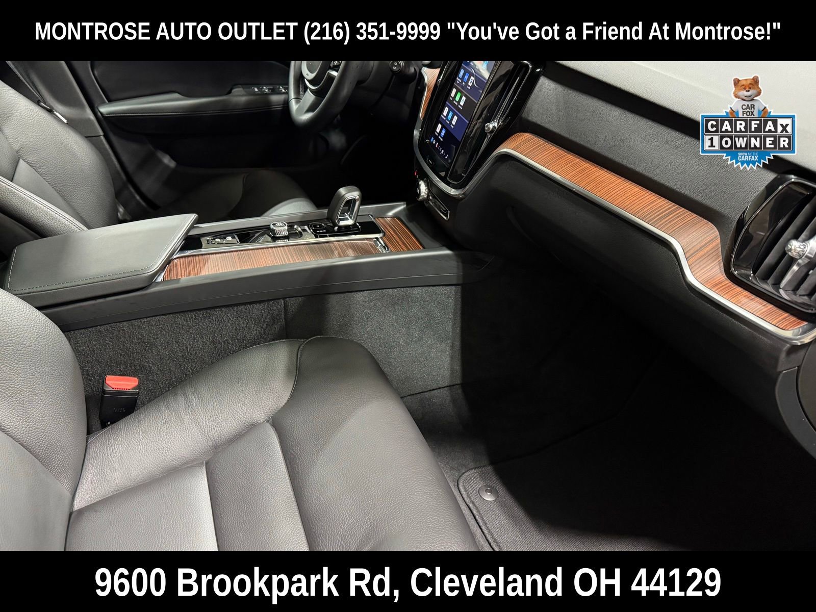 Used 2025 Volvo V60 B5 Cross Country Plus image 46