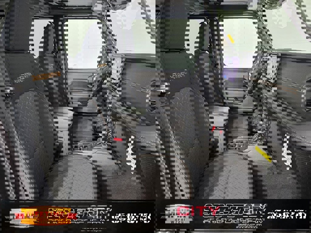 New 2025 Jeep Gladiator Mojave image 30