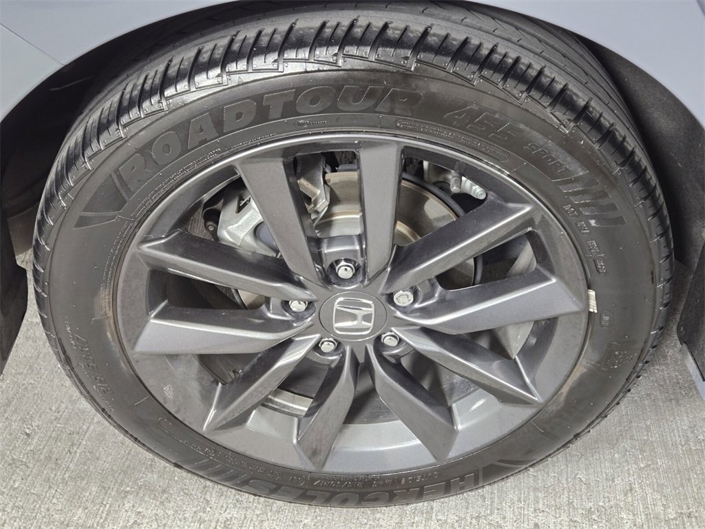 Used 2021 Honda Civic EX image 9