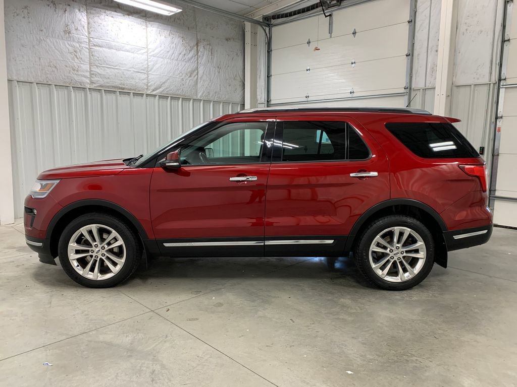 Used 2018 Ford Explorer Limited w/ Equipment Group 301A AWD/4WD image 3