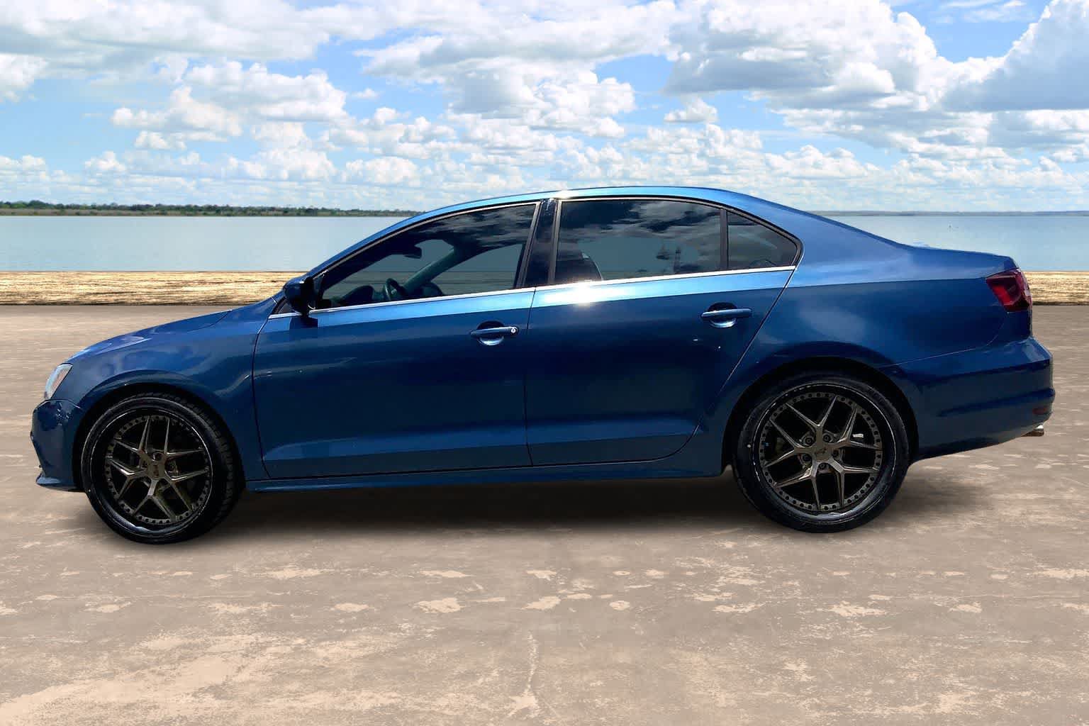 Used 2017 Volkswagen Jetta S FWD image 3