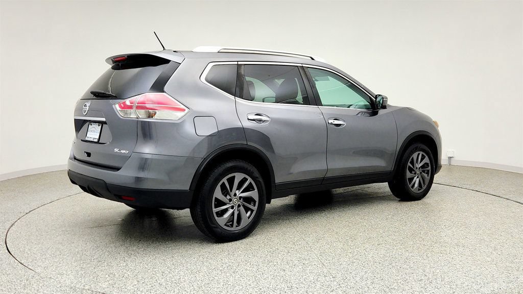Used 2016 Nissan Rogue SL w/ SL Premium Package AWD/4WD image 5