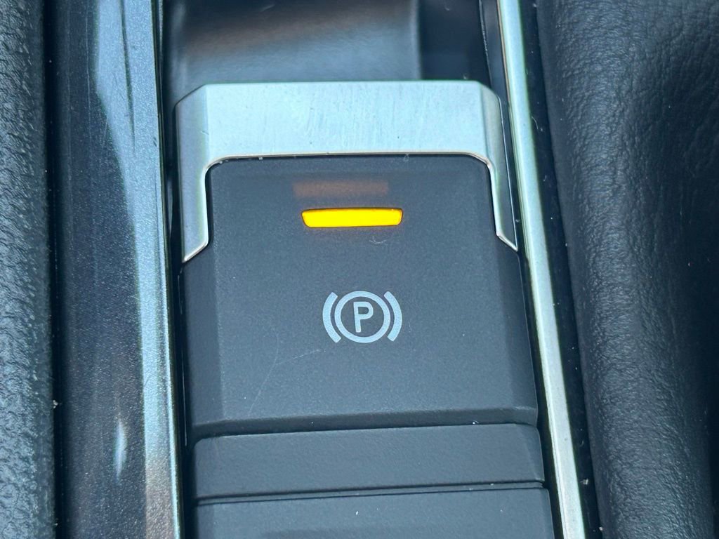 Certified 2023 Volkswagen Tiguan S image 41