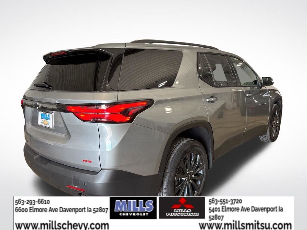 Used 2023 Chevrolet Traverse RS w/ LPO, Cargo Package image 5