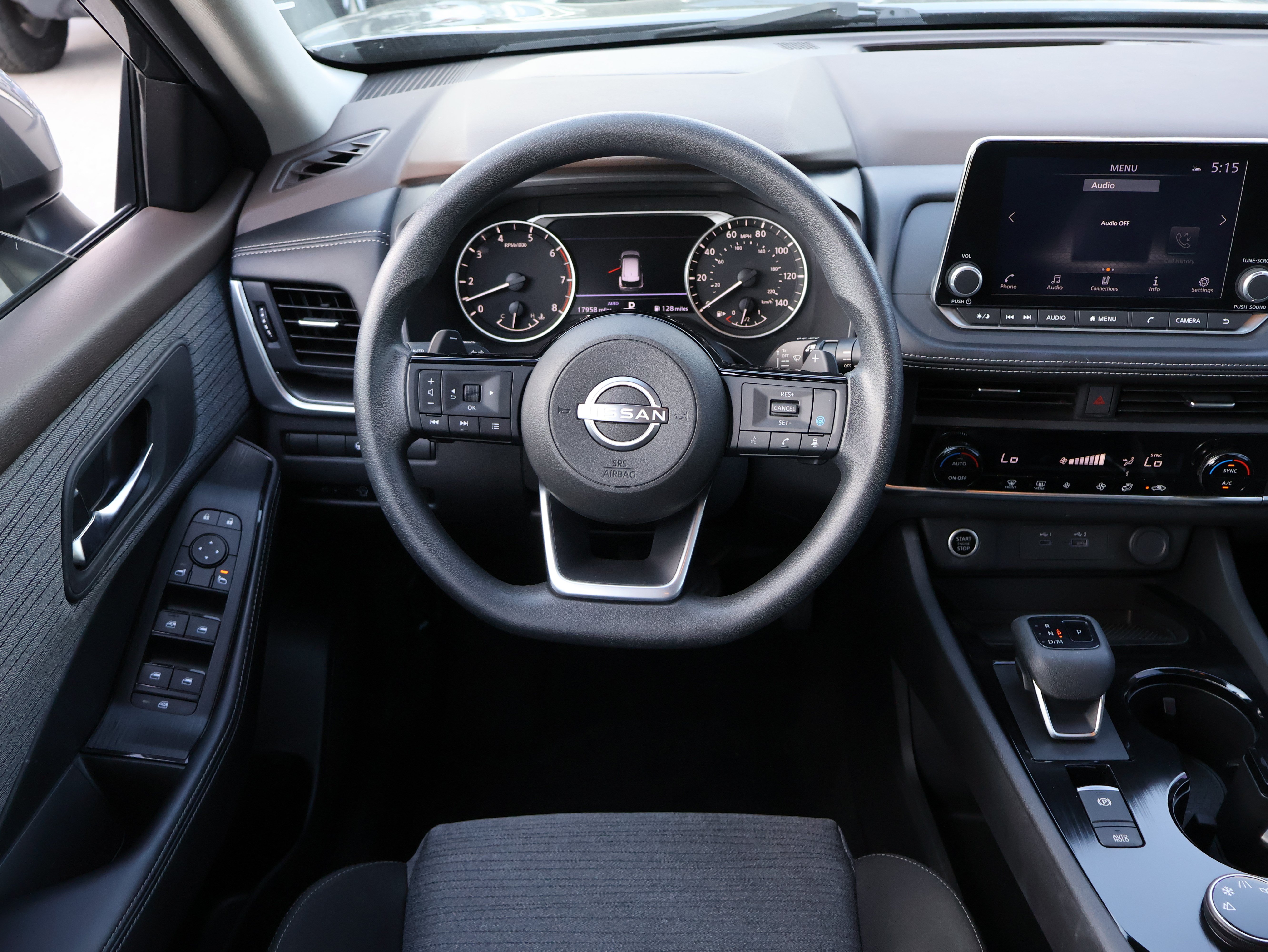 Used 2023 Nissan Rogue SV AWD/4WD image 15