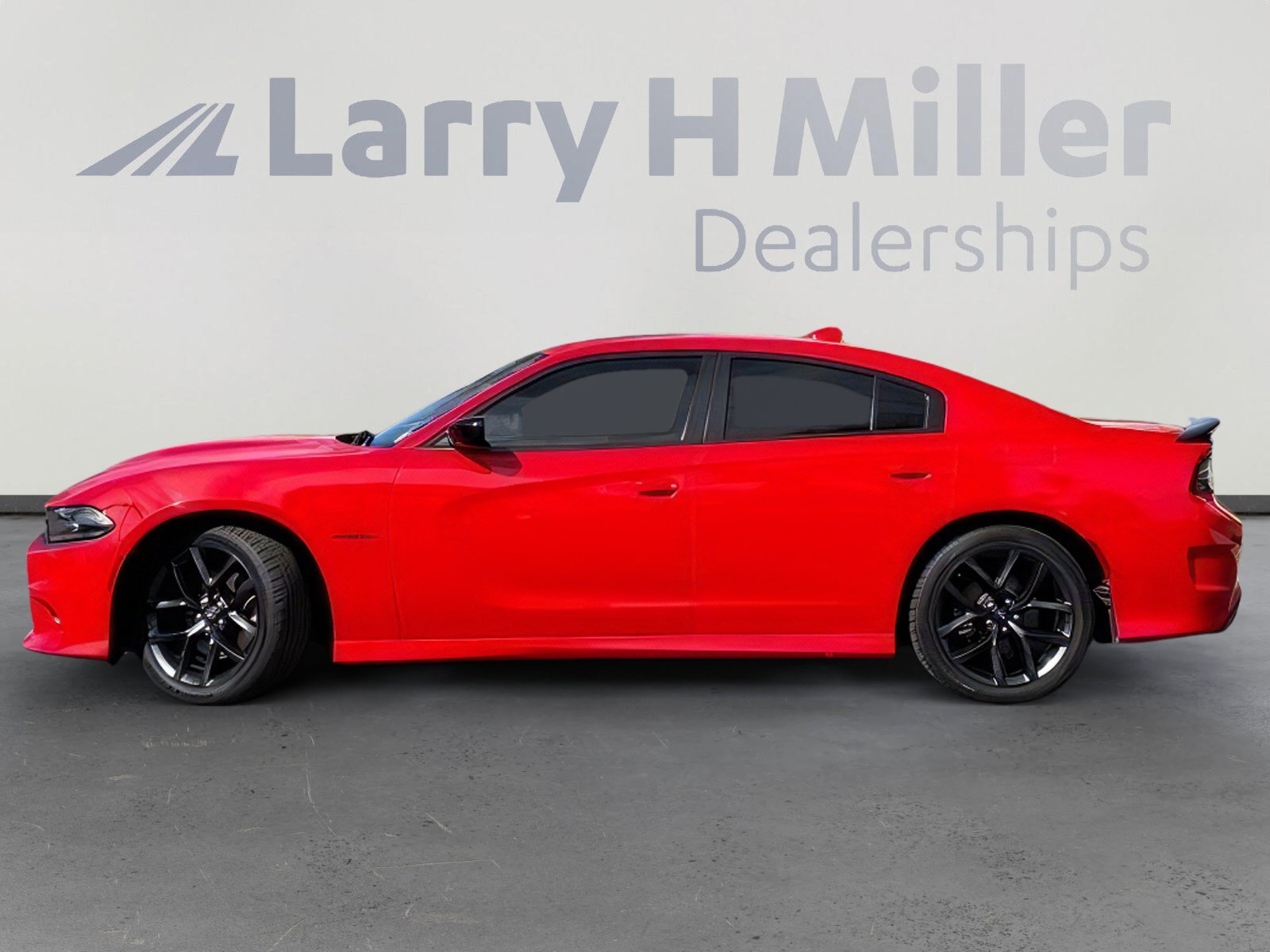Used 2021 Dodge Charger R/T RWD image 2