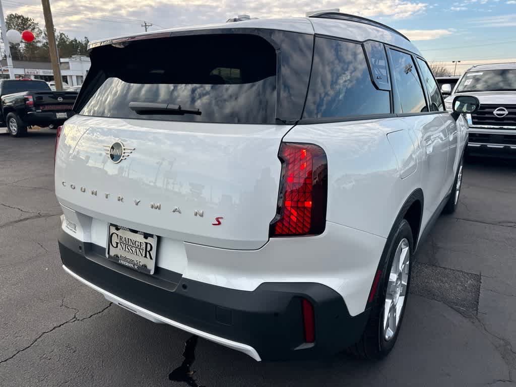 Used 2025 MINI Cooper Countryman S w/ Comfort Package Max AWD/4WD image 3