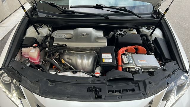Used 2016 Lexus ES 300h image 14