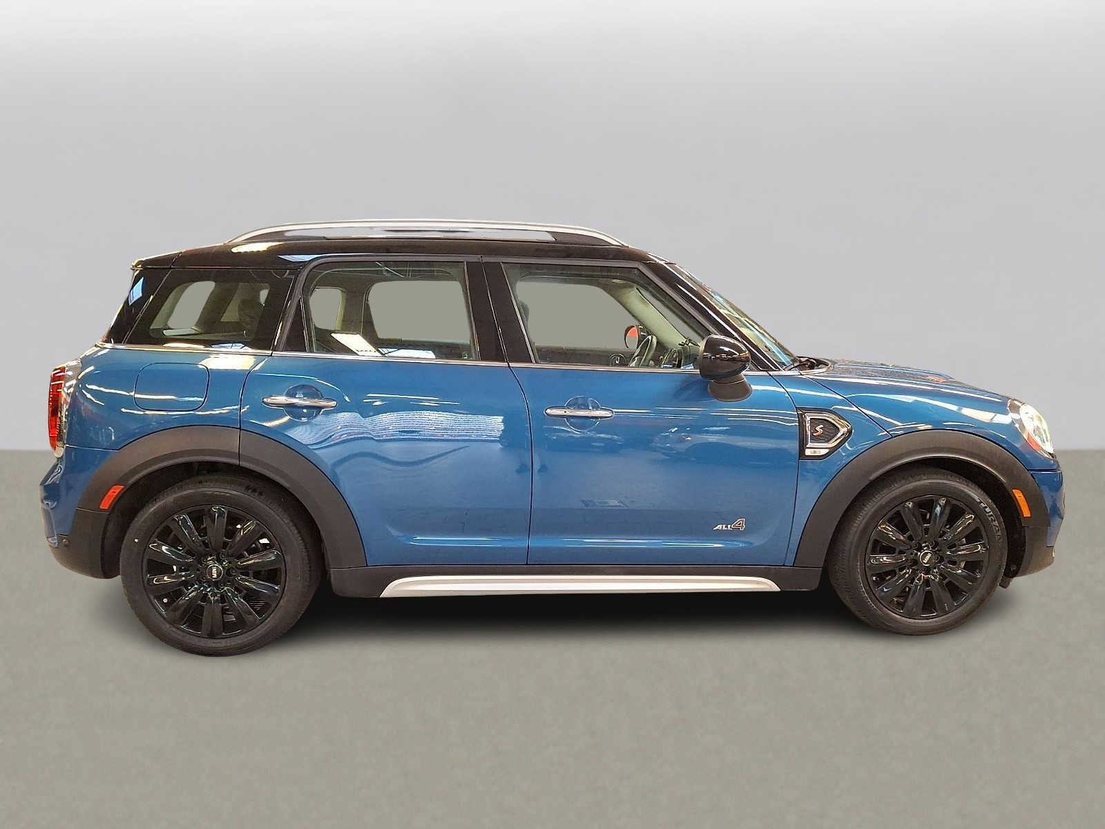 Used 2019 MINI Cooper Countryman S w/ Signature Upholstery Package