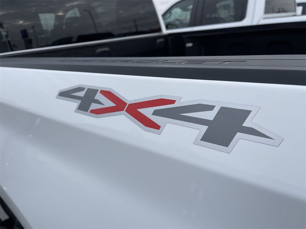 Used 2023 Chevrolet Silverado 1500 LT image 6