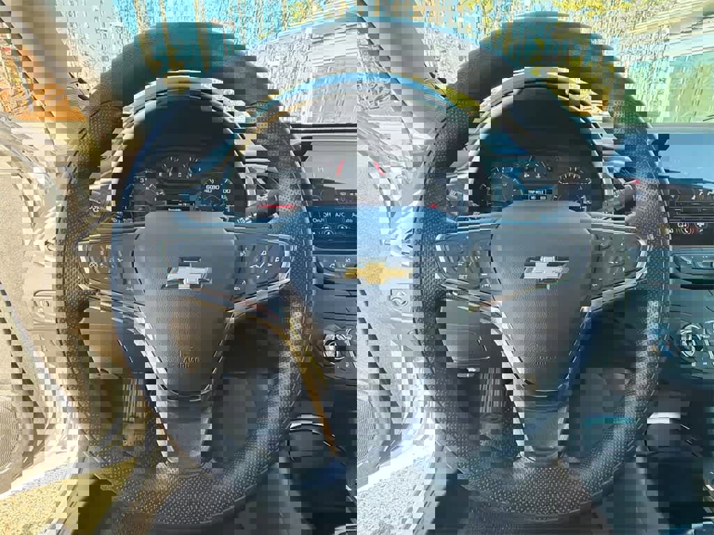 Used 2023 Chevrolet Malibu LT image 21