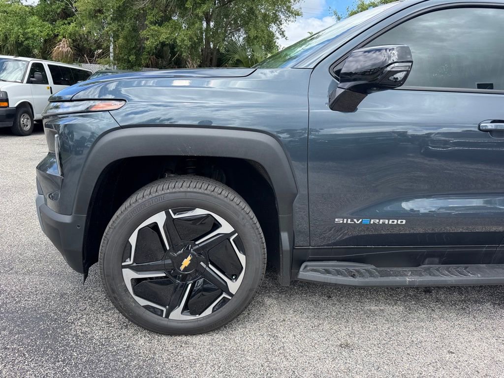 New 2026 Chevrolet Silverado EV LT w/ Premium Package image 11