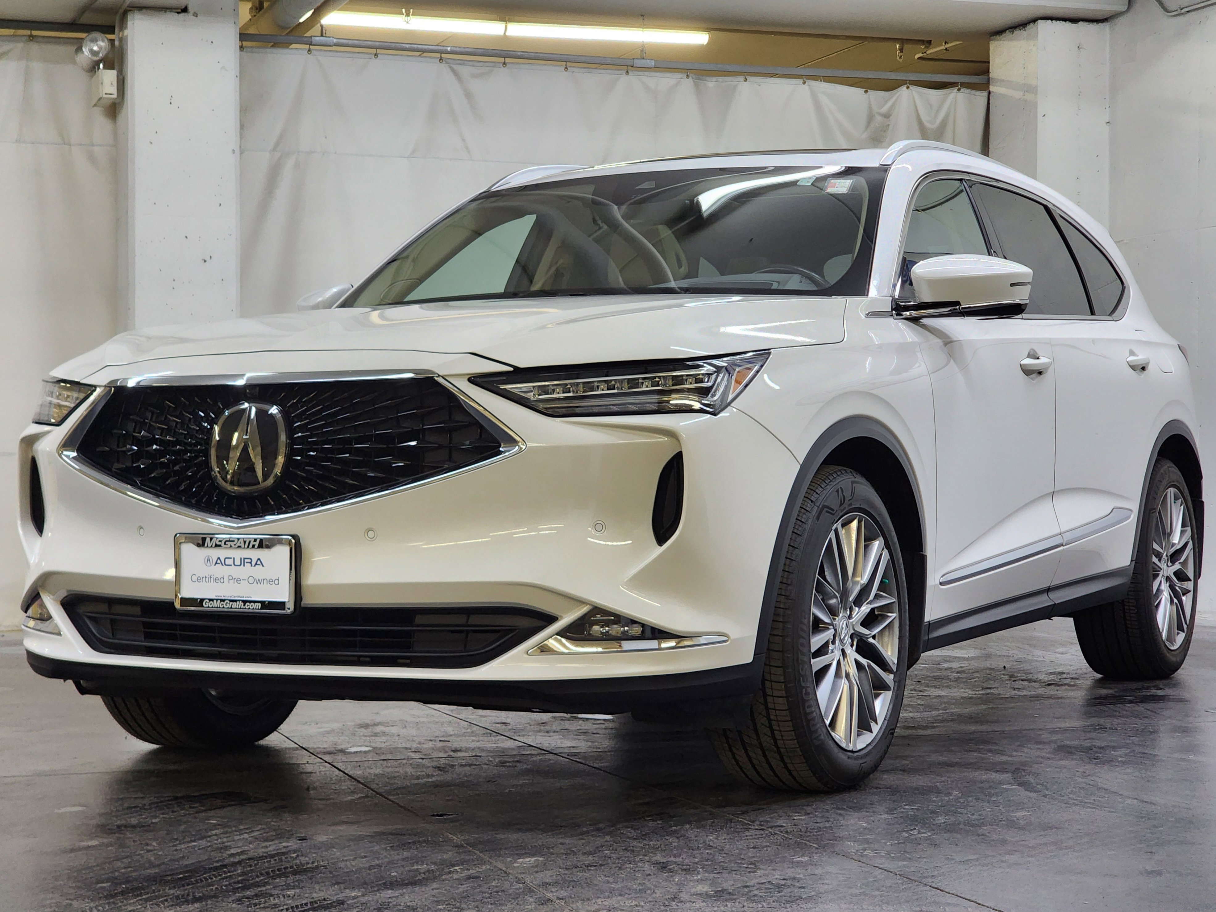 Used 2023 Acura MDX SH-AWD w/ Advance Package image 11