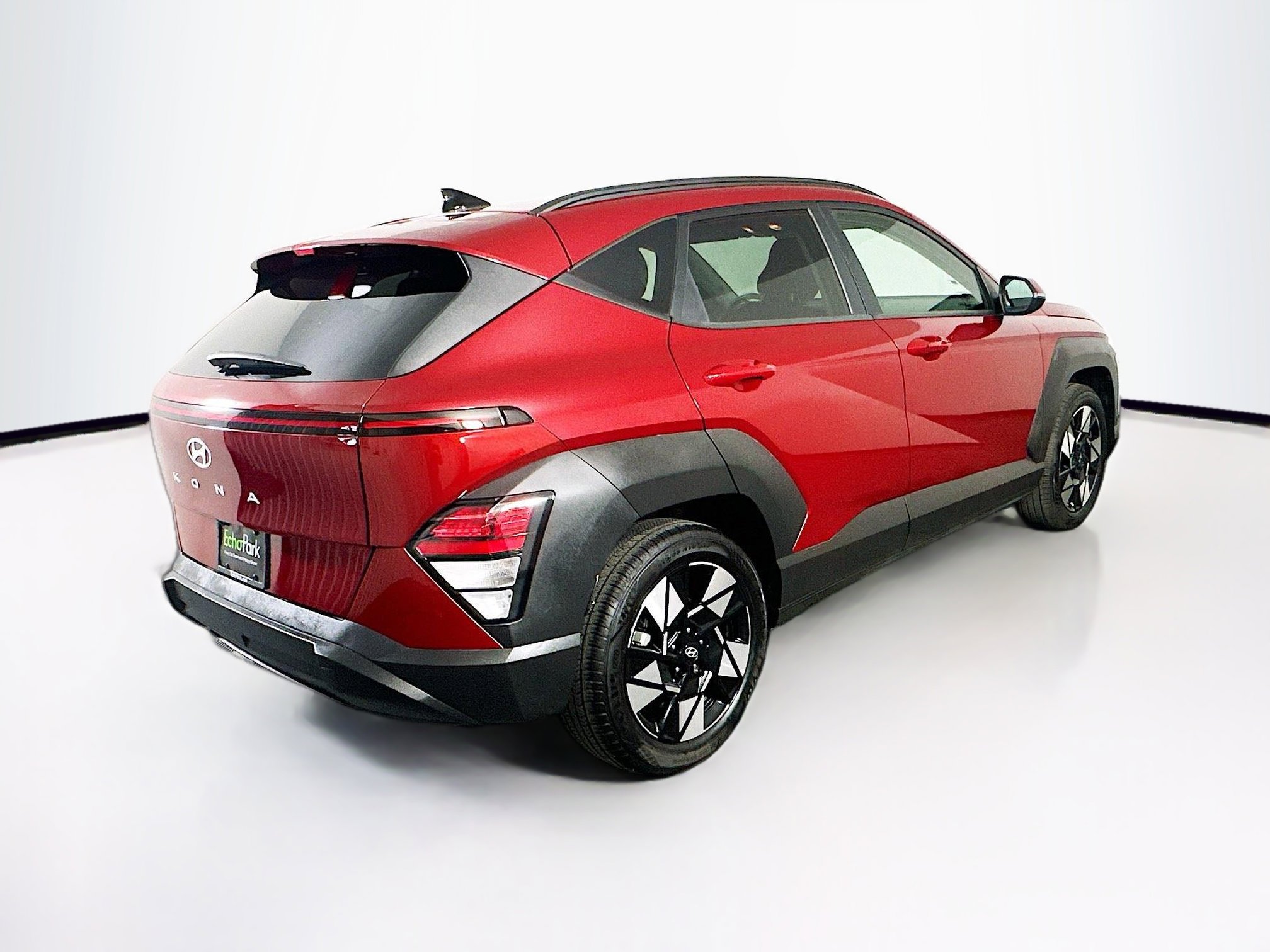 Used 2025 Hyundai Kona SEL image 9