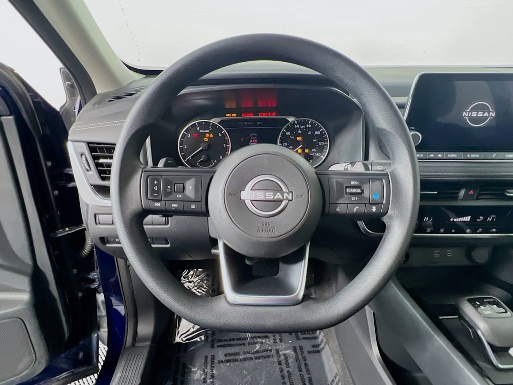 Used 2024 Nissan Rogue SV image 10
