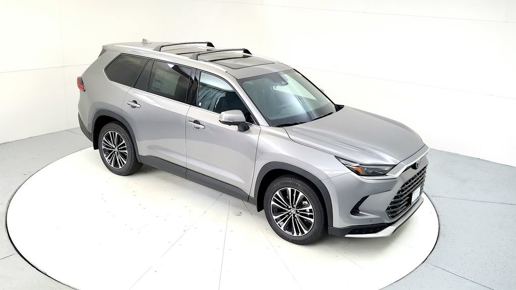 Certified 2025 Toyota Grand Highlander AWD Hybrid image 16