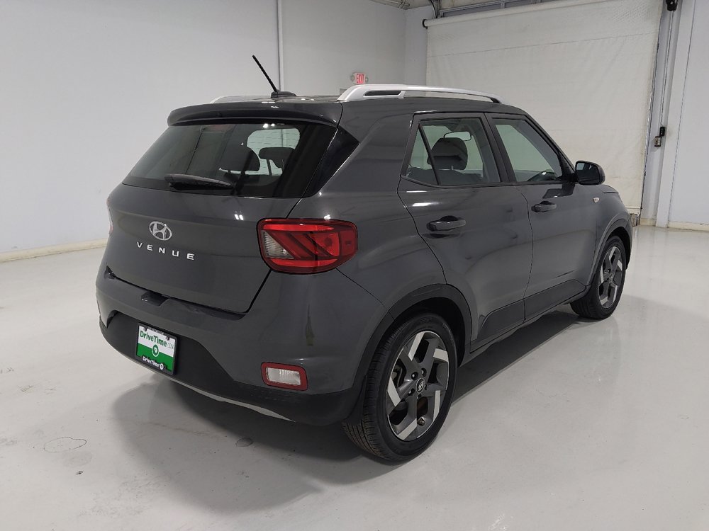 Used 2023 Hyundai Venue SEL FWD image 9