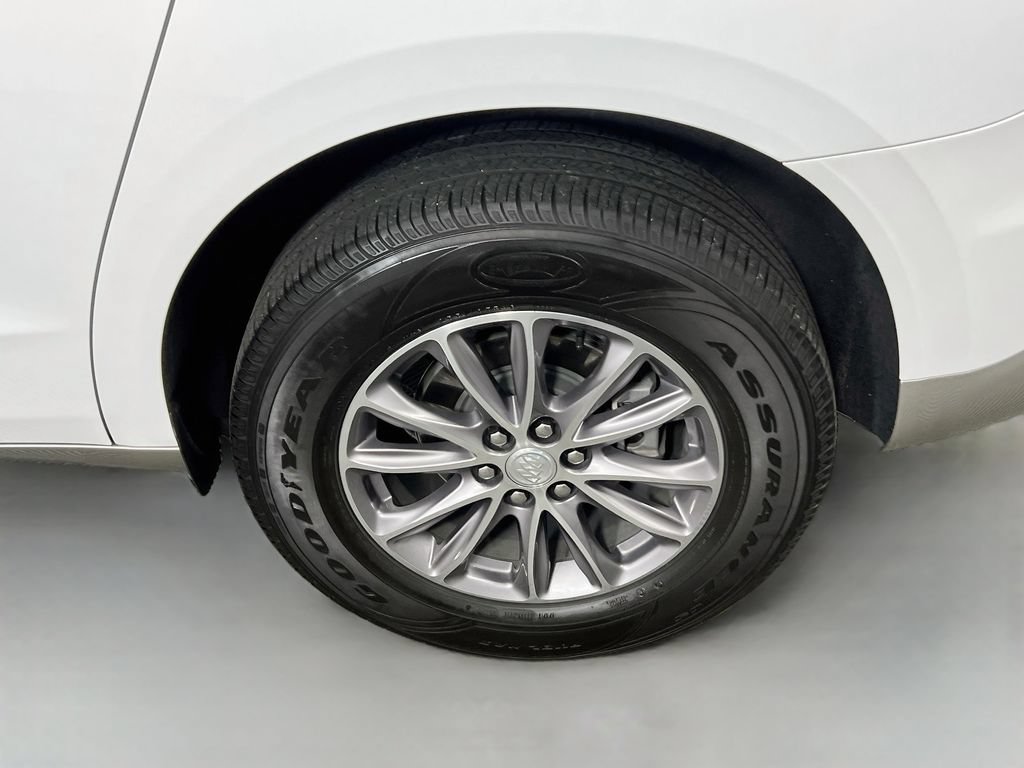 Used 2022 Buick Enclave Essence FWD image 25