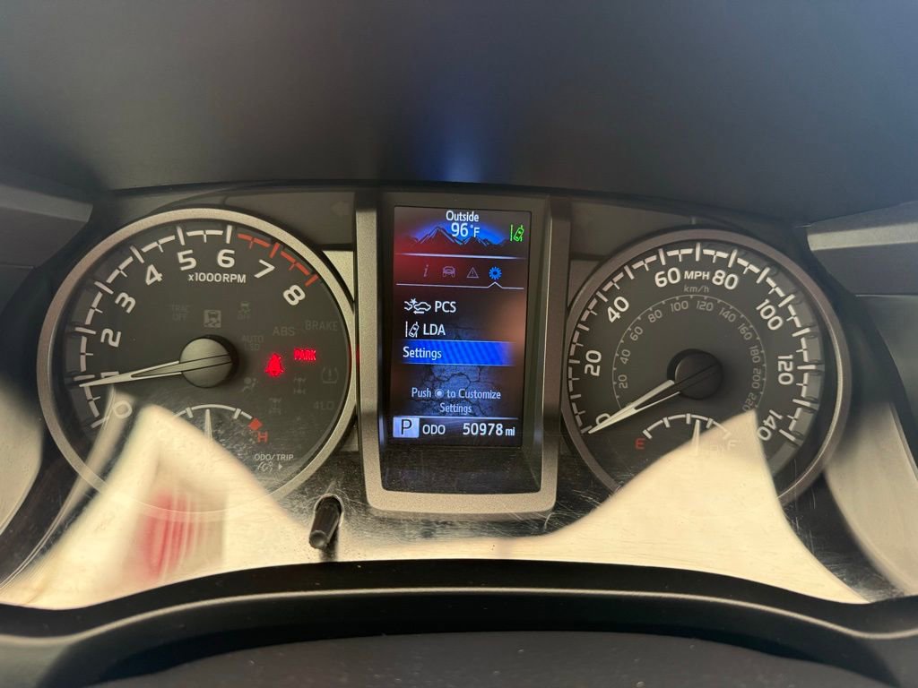 Used 2021 Toyota Tacoma TRD Sport w/ Technology Package image 41