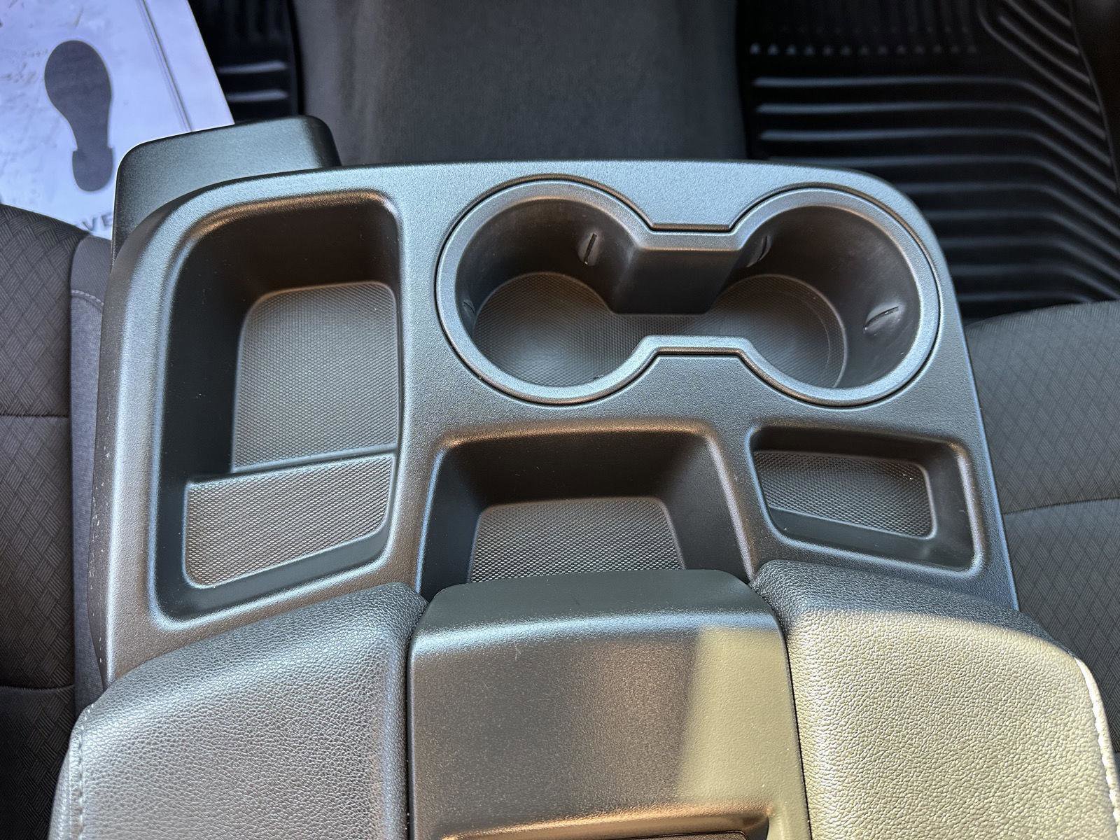 Used 2024 Chevrolet Silverado 1500 LT image 32