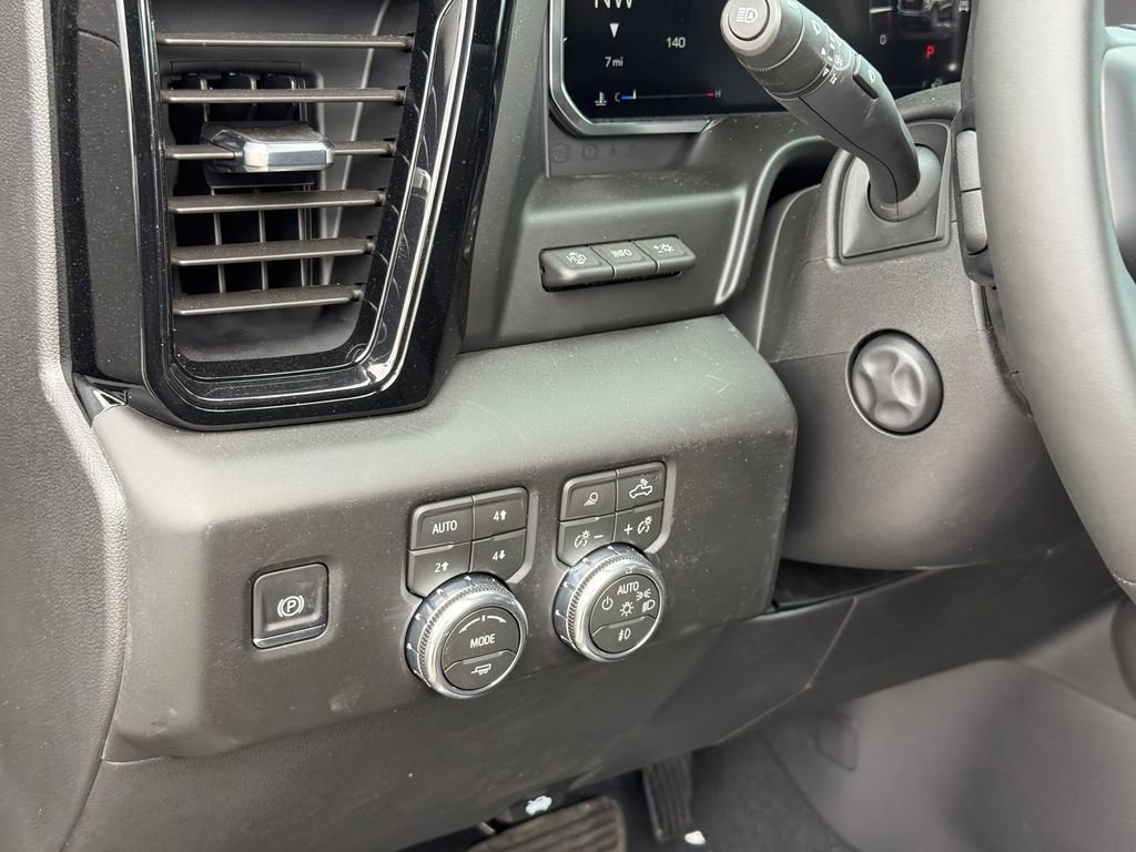 New 2026 GMC Sierra 1500 AT4 w/ AT4 Premium Package AWD/4WD image 15