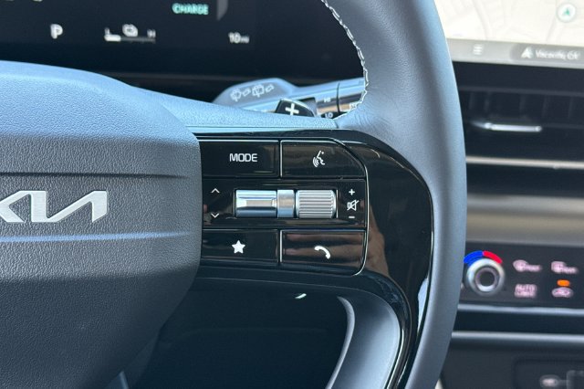 New 2027 Kia Carnival SX FWD image 31
