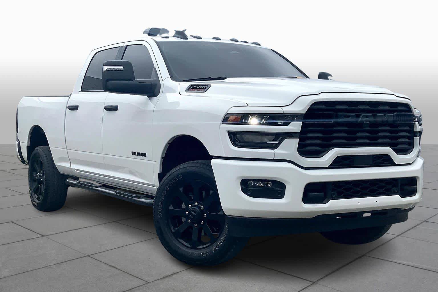 Used 2025 RAM 2500 Big Horn AWD/4WD image 4
