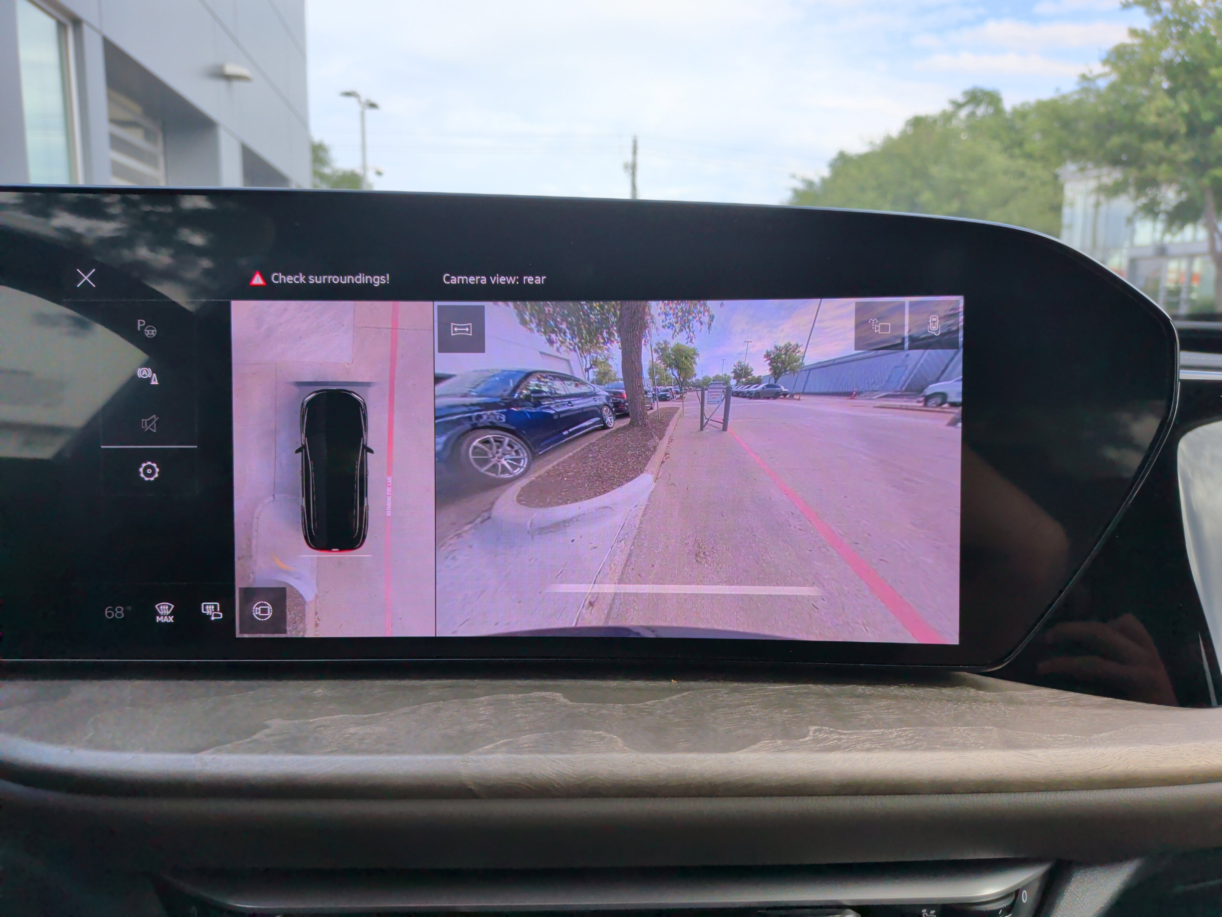 Used 2025 Audi Q5 Premium w/ Convenience Package image 22