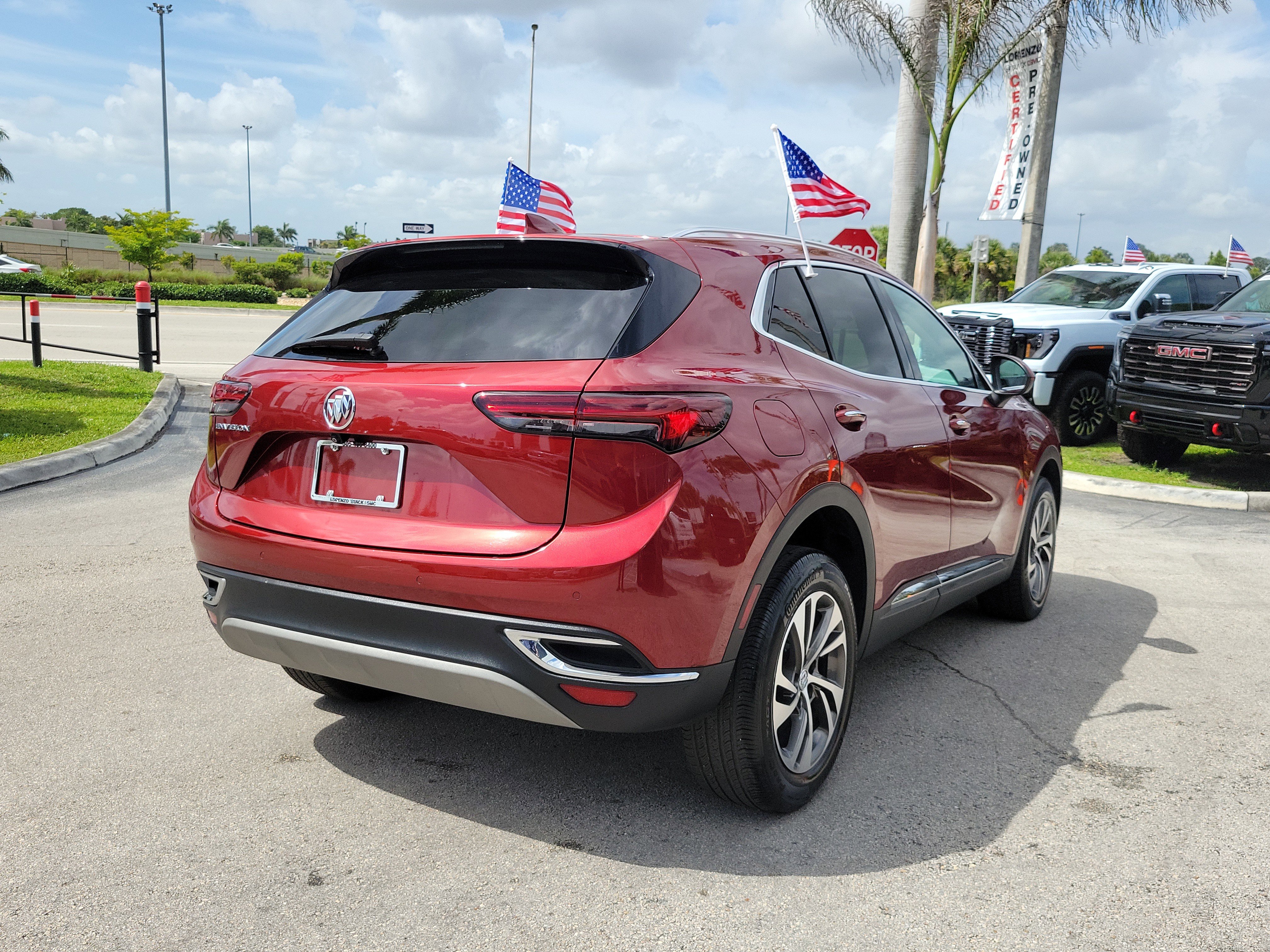 Used 2022 Buick Envision Essence w/ Safety Package FWD image 5