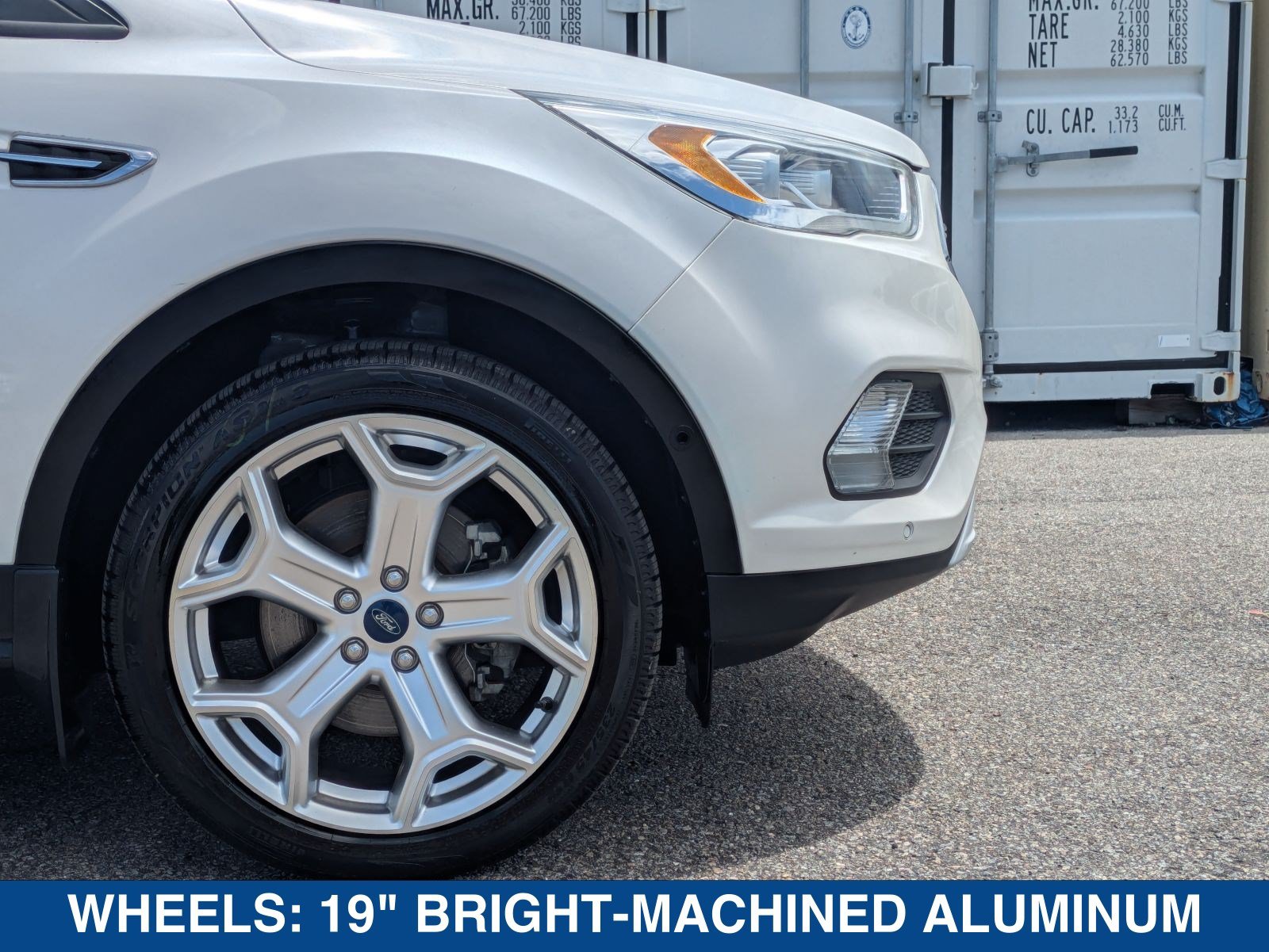 Used 2019 Ford Escape Titanium AWD/4WD image 12
